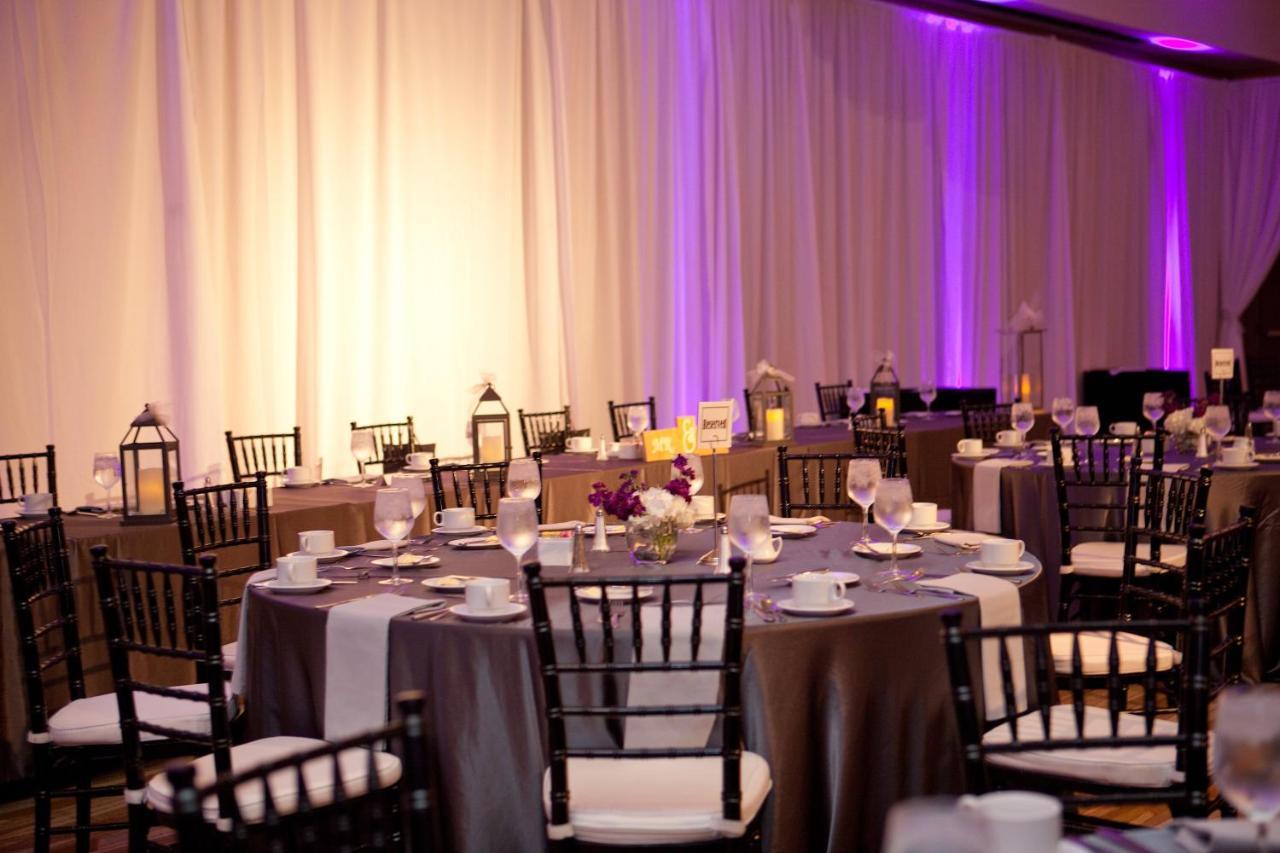 I Hotel And Illinois Conference Center - Шампейн Екстериор снимка